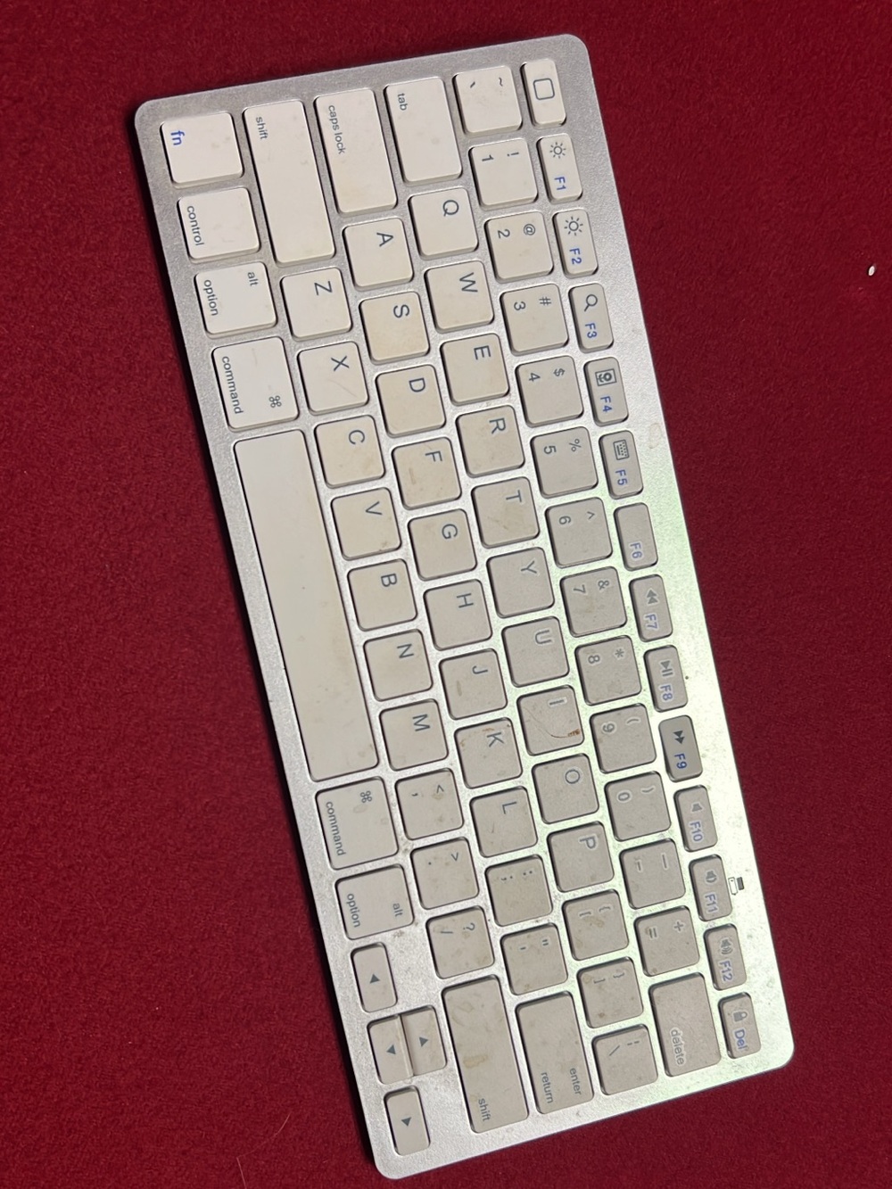 Apple Wireless Bluetooth Keyboard - Silver and White